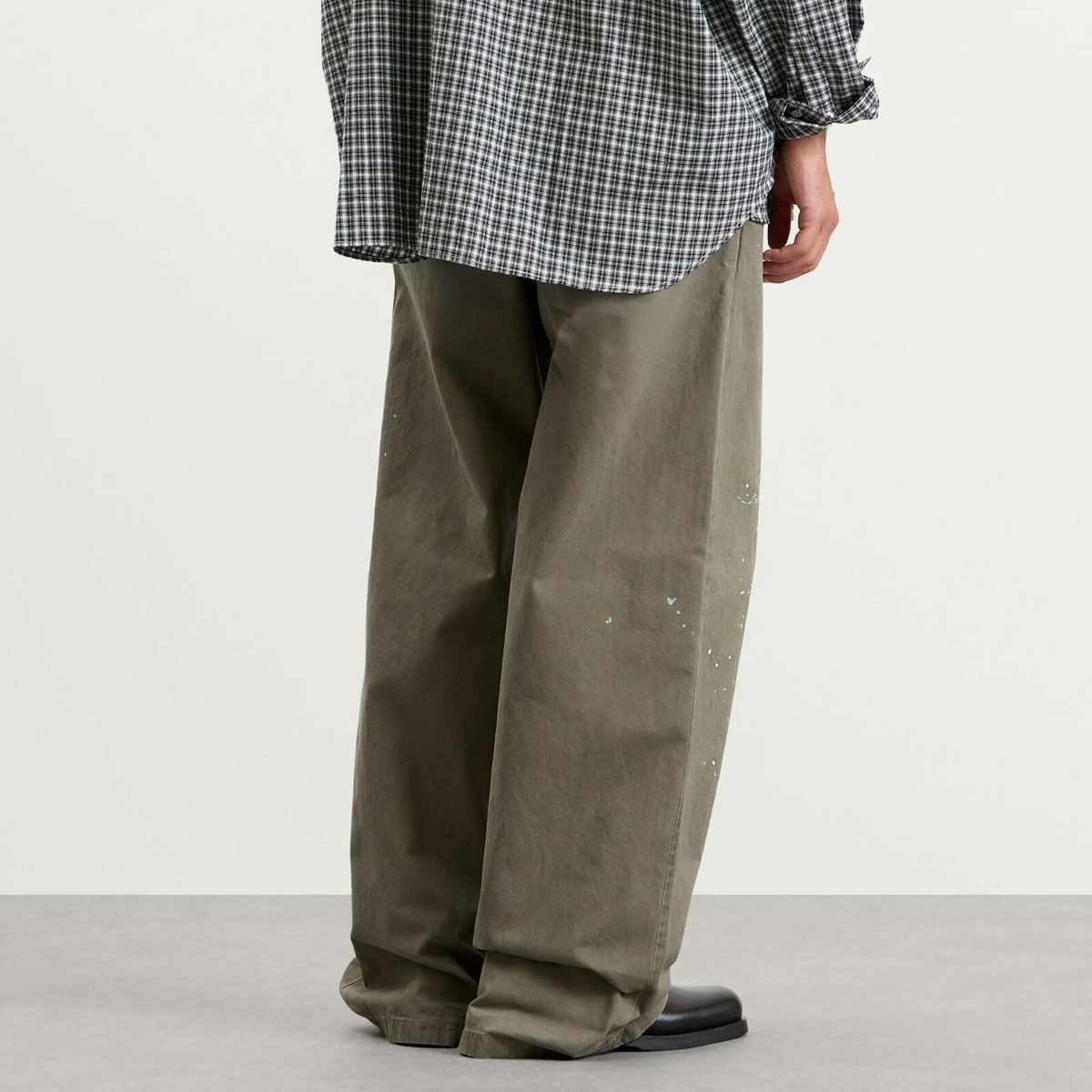 Acne Studios Men's Plott Peached Light Cotton Twill Trousers in Dusty Green