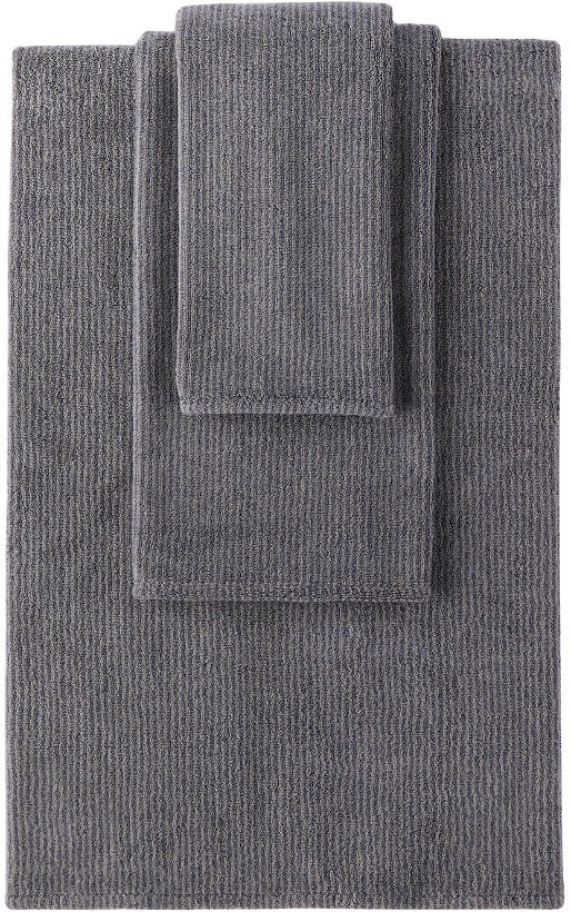 Photo: Cleverly Laundry Grey & Navy Stripe Towel Set