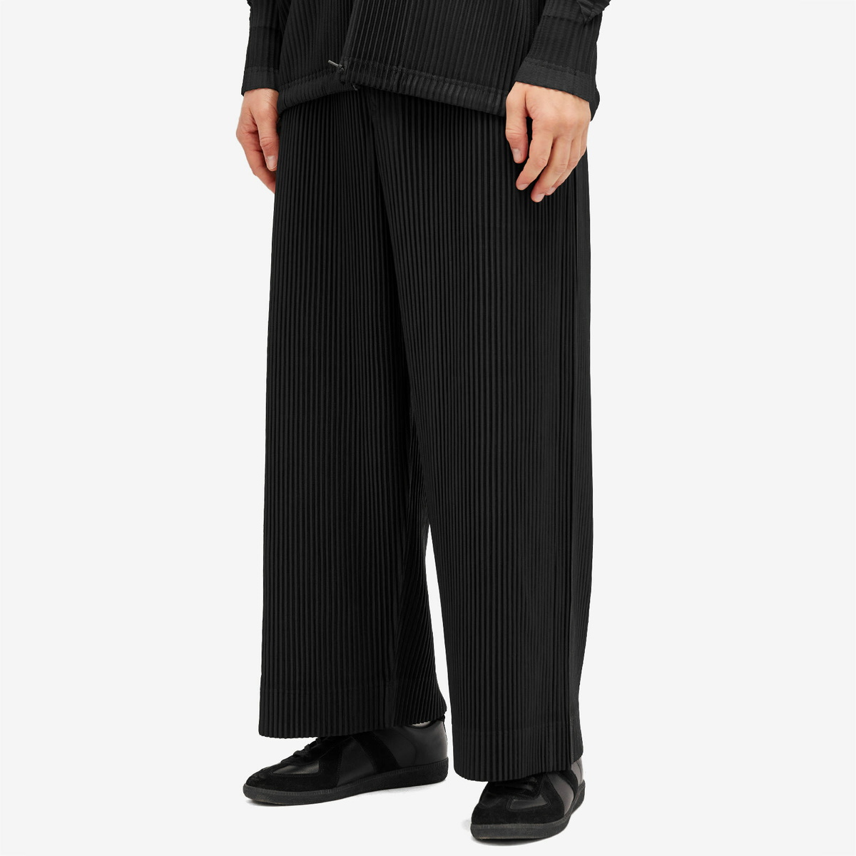 Homme Plissé Issey Miyake Men's Pleated Wide Leg Trousers in