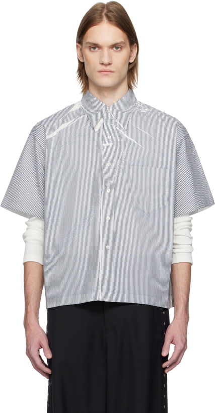 Photo: Karmuel Young Gray & White Square Printed Stripe Shirt