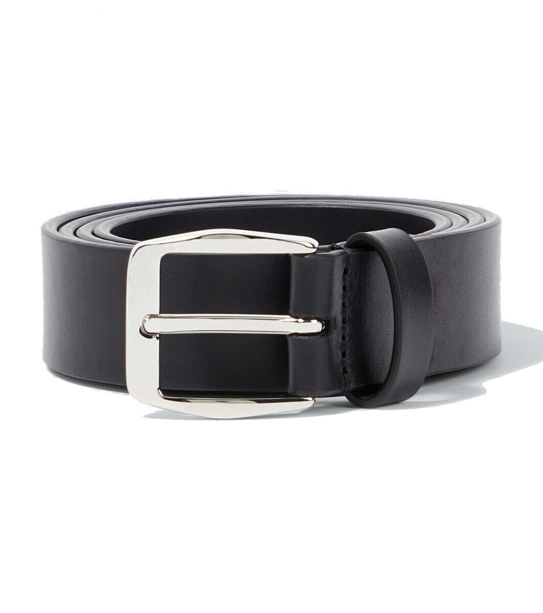 Photo: Giorgio Armani Slim leather belt