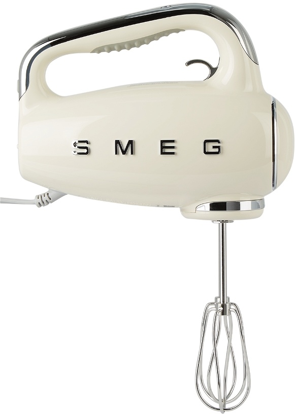 Photo: SMEG Beige Retro-Style Hand Mixer
