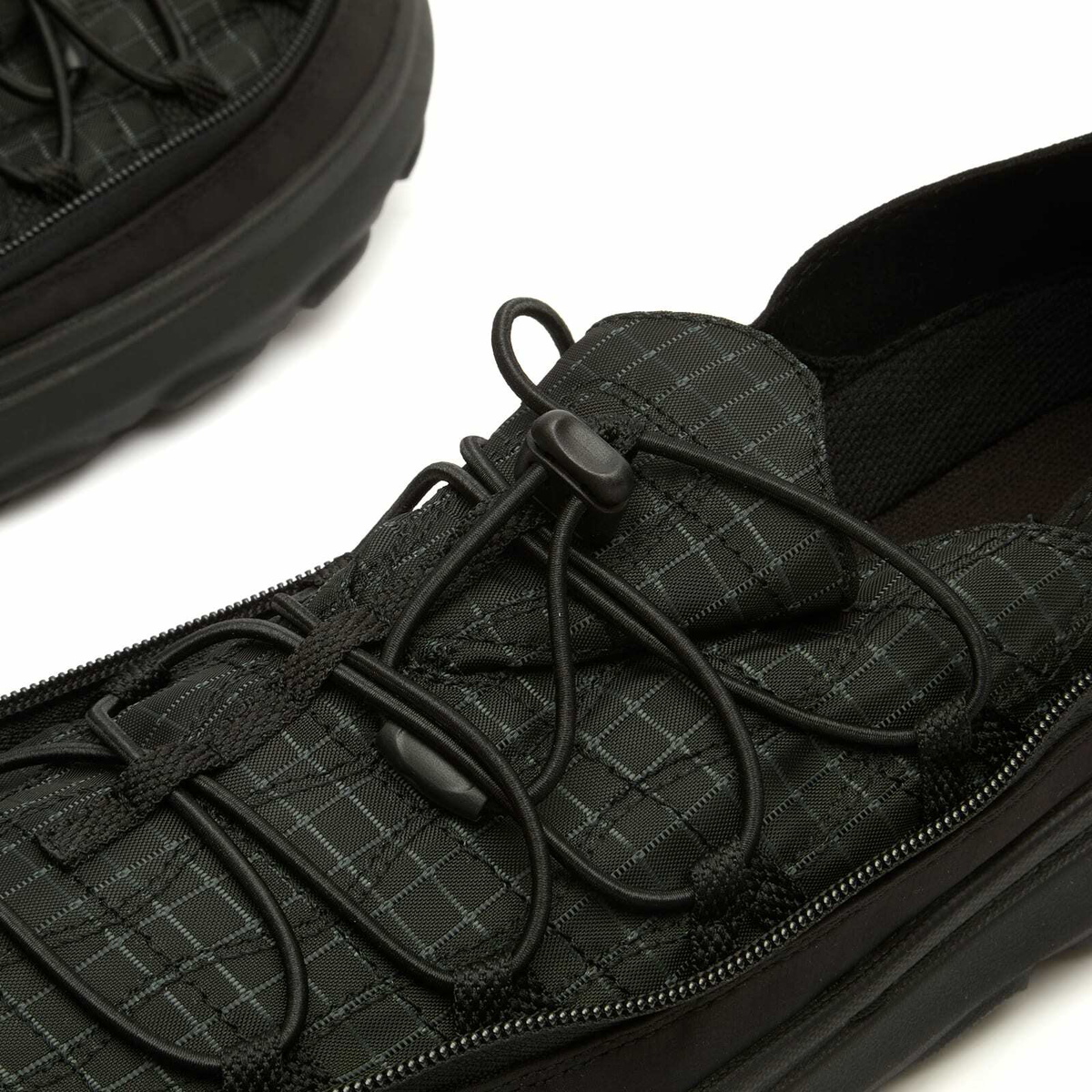 Merrell Men's Hut Moc 2 Packable Sneakers in Black