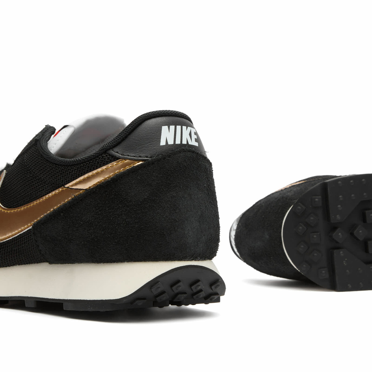 Nike Daybreak SP Sneaker in Black/Metallic Gold/Black
