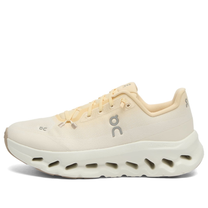 Photo: ON Women's Cloudtilt Sneaker in Blonde/Dew