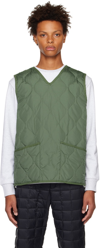 Photo: TAION Green Two-Way Down Vest