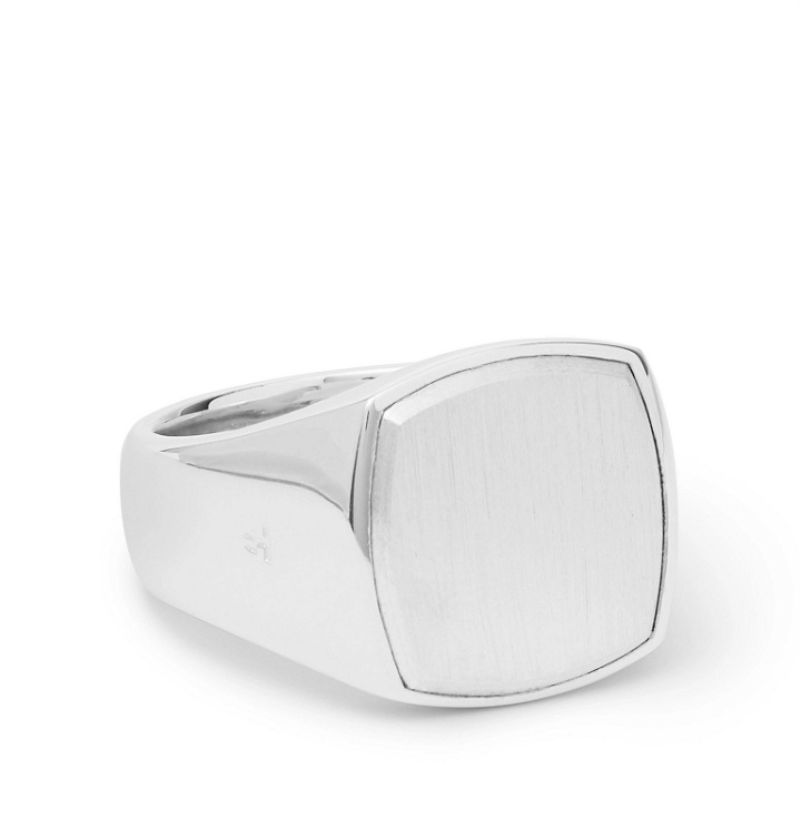 Photo: Tom Wood - Cushion Sterling Silver Ring - Silver