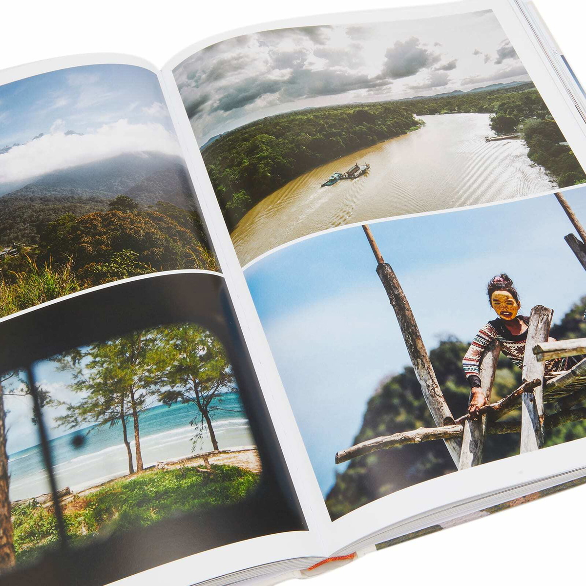 Gestalten Life on the Road: Around the World on Four Wheels in Leander Nardin/Maria Zehentner 