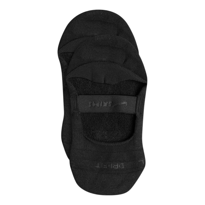 Photo: Nike Women's SKIMS Dri-FIT Pilates Grip No-Show Socks in Obsidian