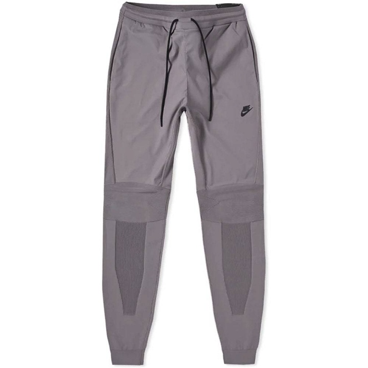 Photo: Nike Tech Knit Pant Grey