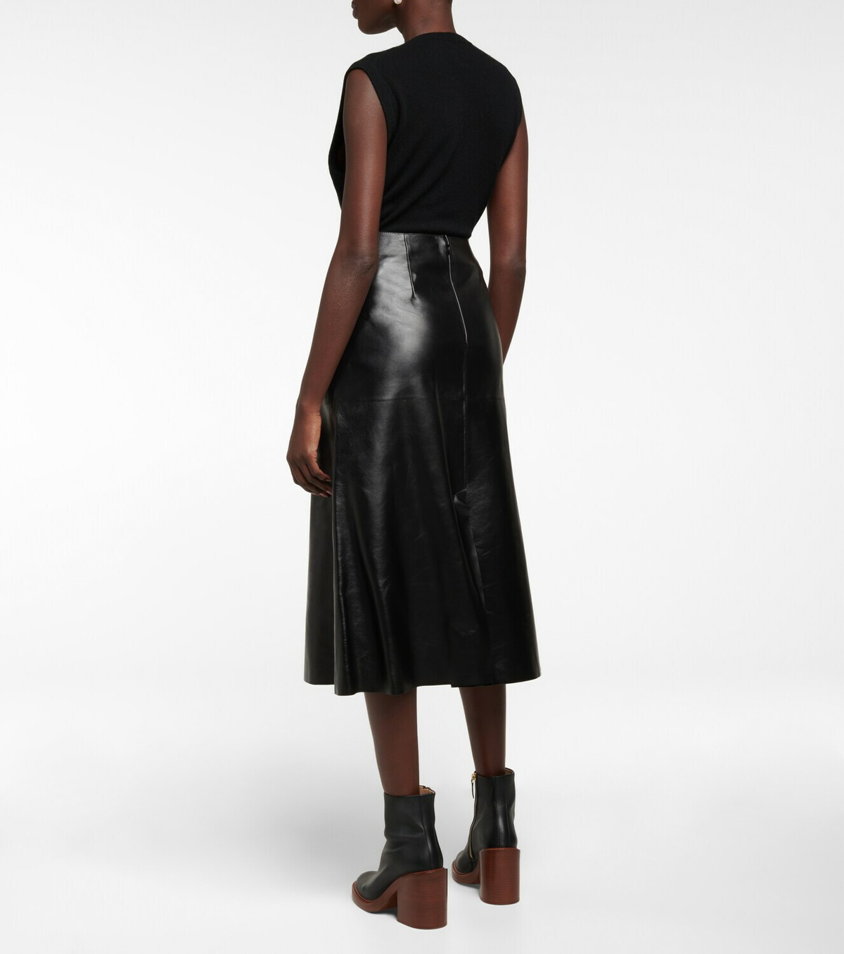 CHLOÉ Leather midi skirt