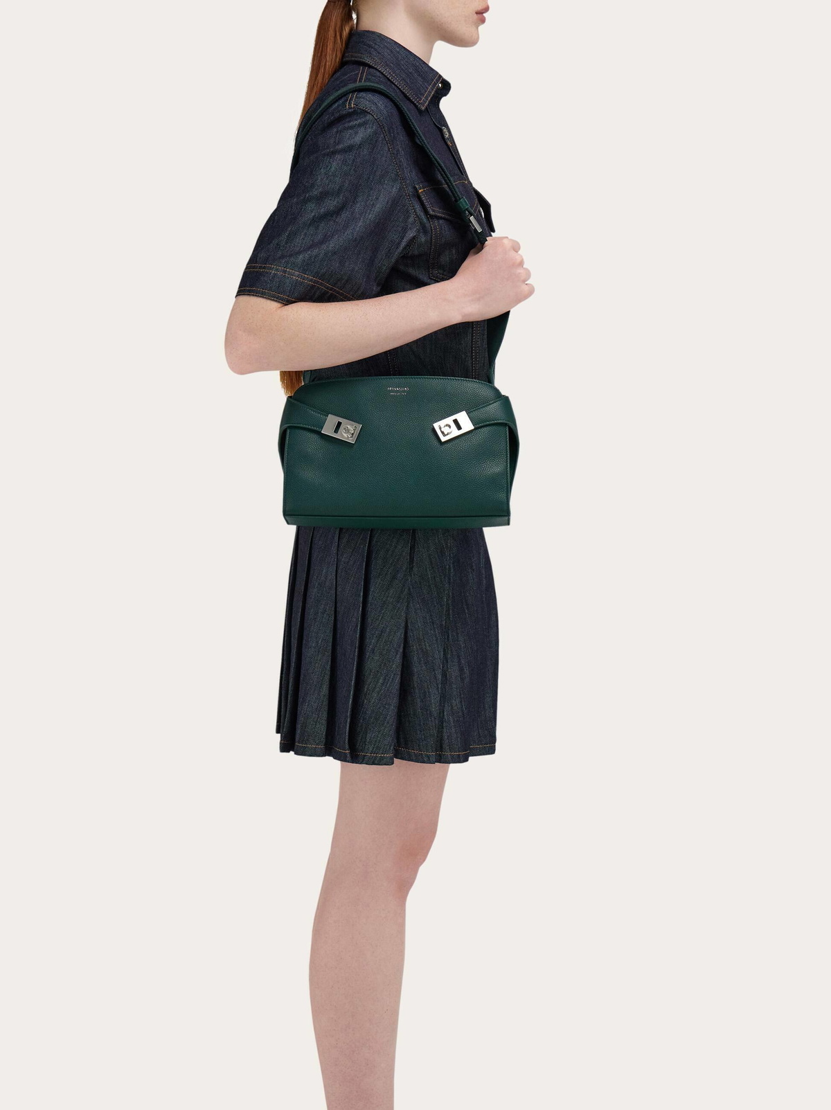 Ferragamo Mens Hug messenger bag in Green