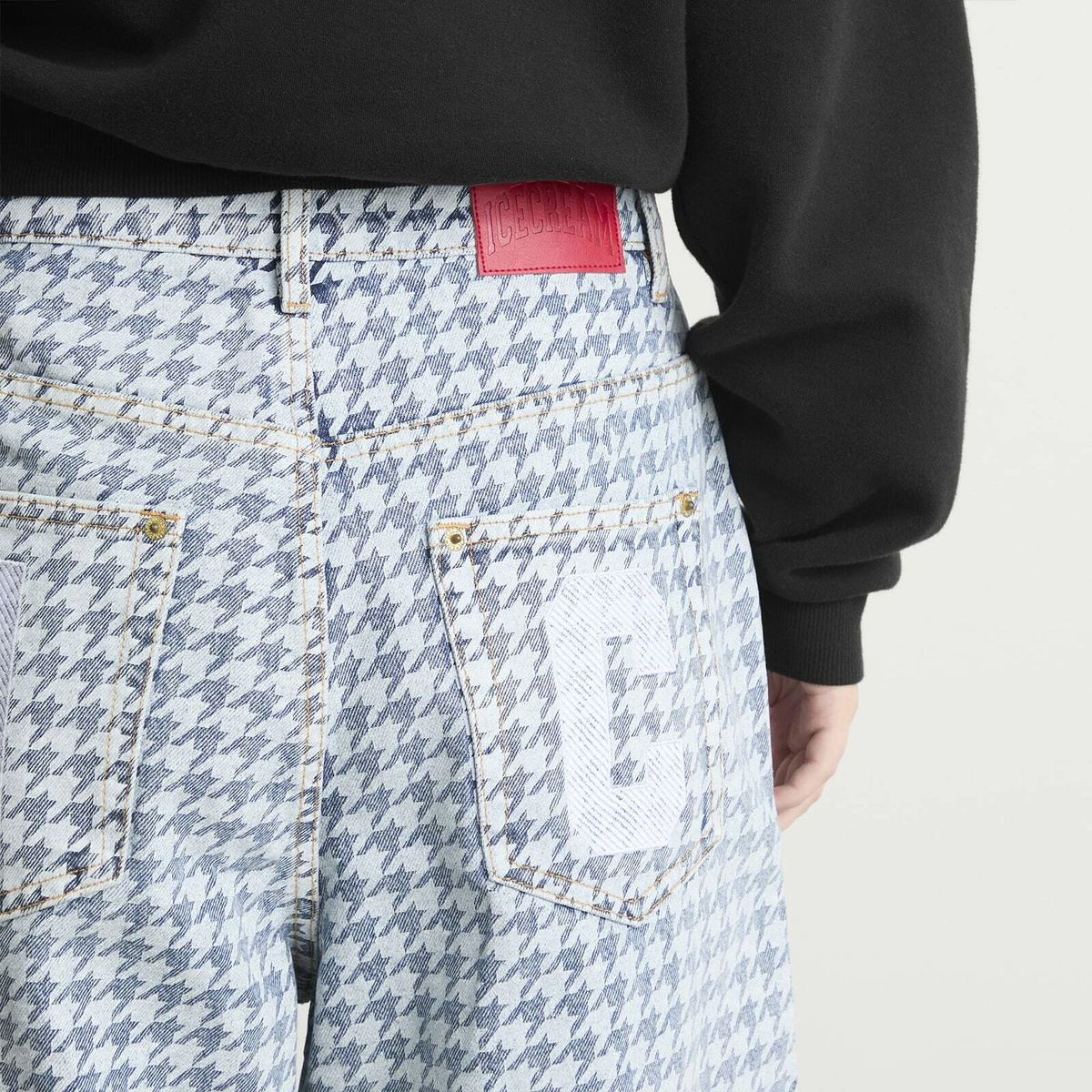 ICECREAM Women's Houndstooth Running Dog Jorts in Light Blue