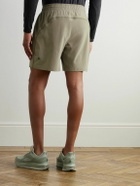 Lululemon - Pace Breaker Linerless 7" Recycled-Swift&trade; Shorts - Gray