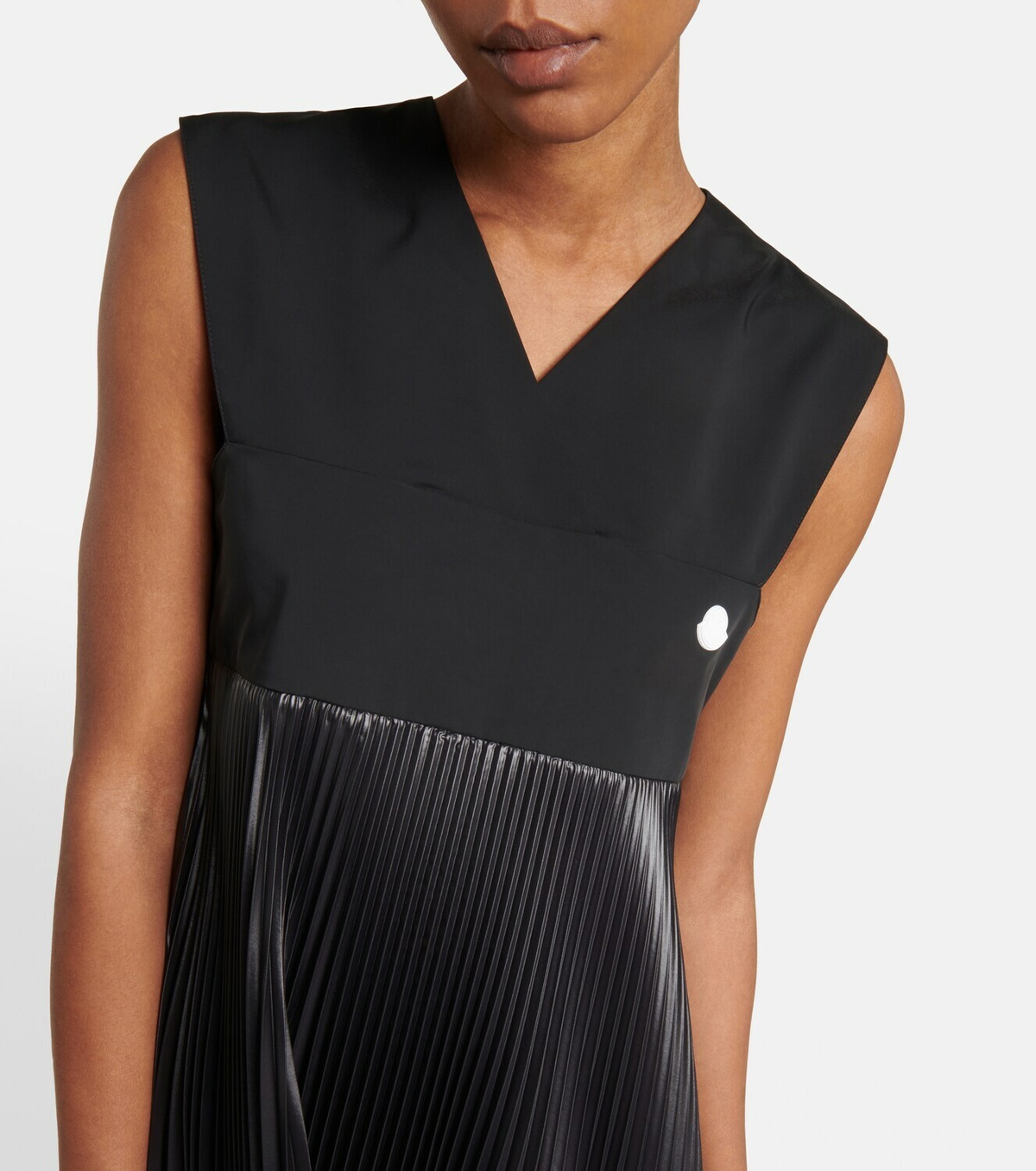 Moncler Genius - 4 Moncler Hyke pleated midi dress Moncler Genius