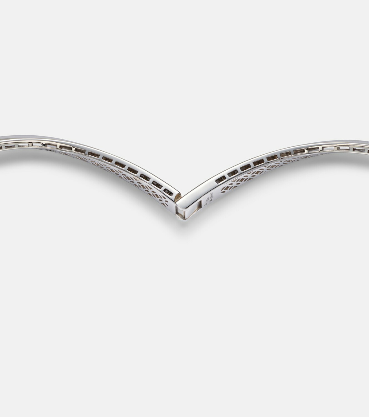 Yeprem Pearlescent 18kt white gold necklace with diamonds and pearls