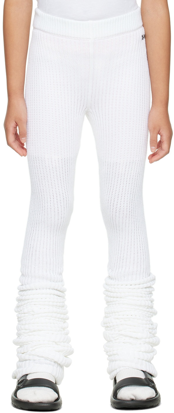 https://cdn.clothbase.com/uploads/7b88a087-1903-497d-9941-121e53b6b2b1/kids-white-loose-socks-leggings.jpg
