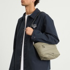 Topologie Besace Sling Bag in Moss Puffer 
