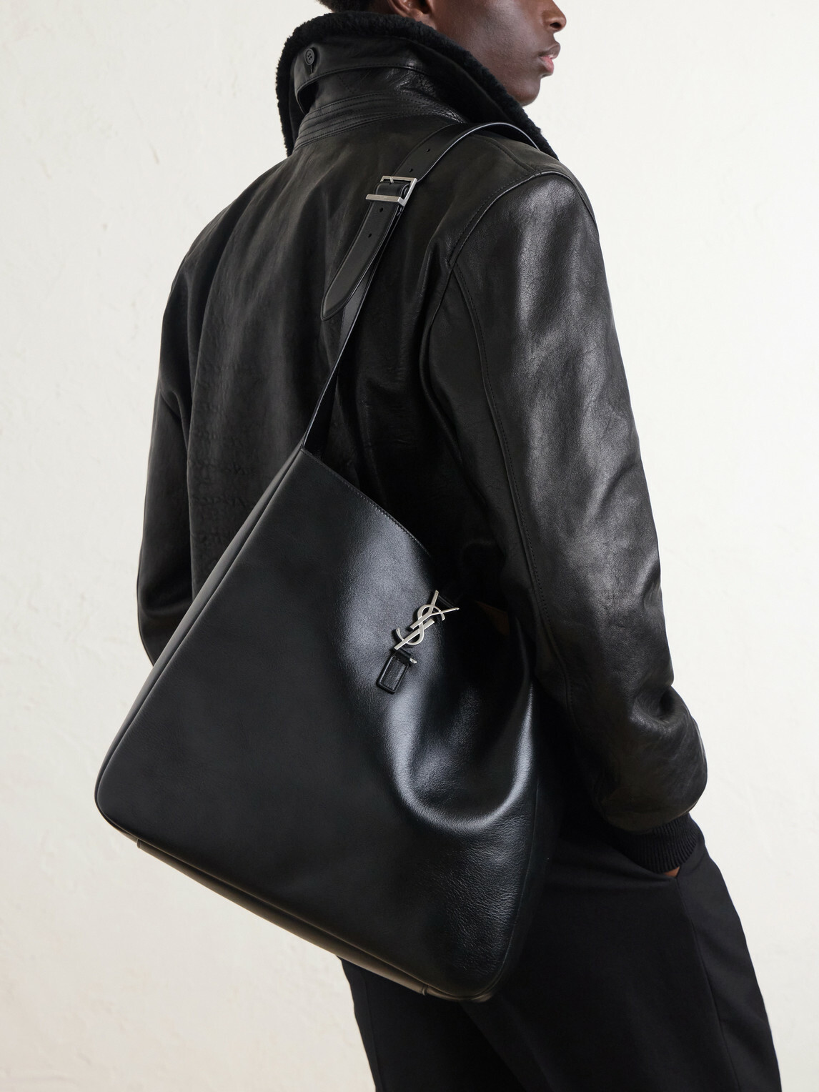 SAINT LAURENT - Le 5 à 7 Logo-Embellished Full-Grain Leather Messenger Bag