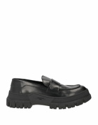 Weekend Max Mara Womens Loafers in Black