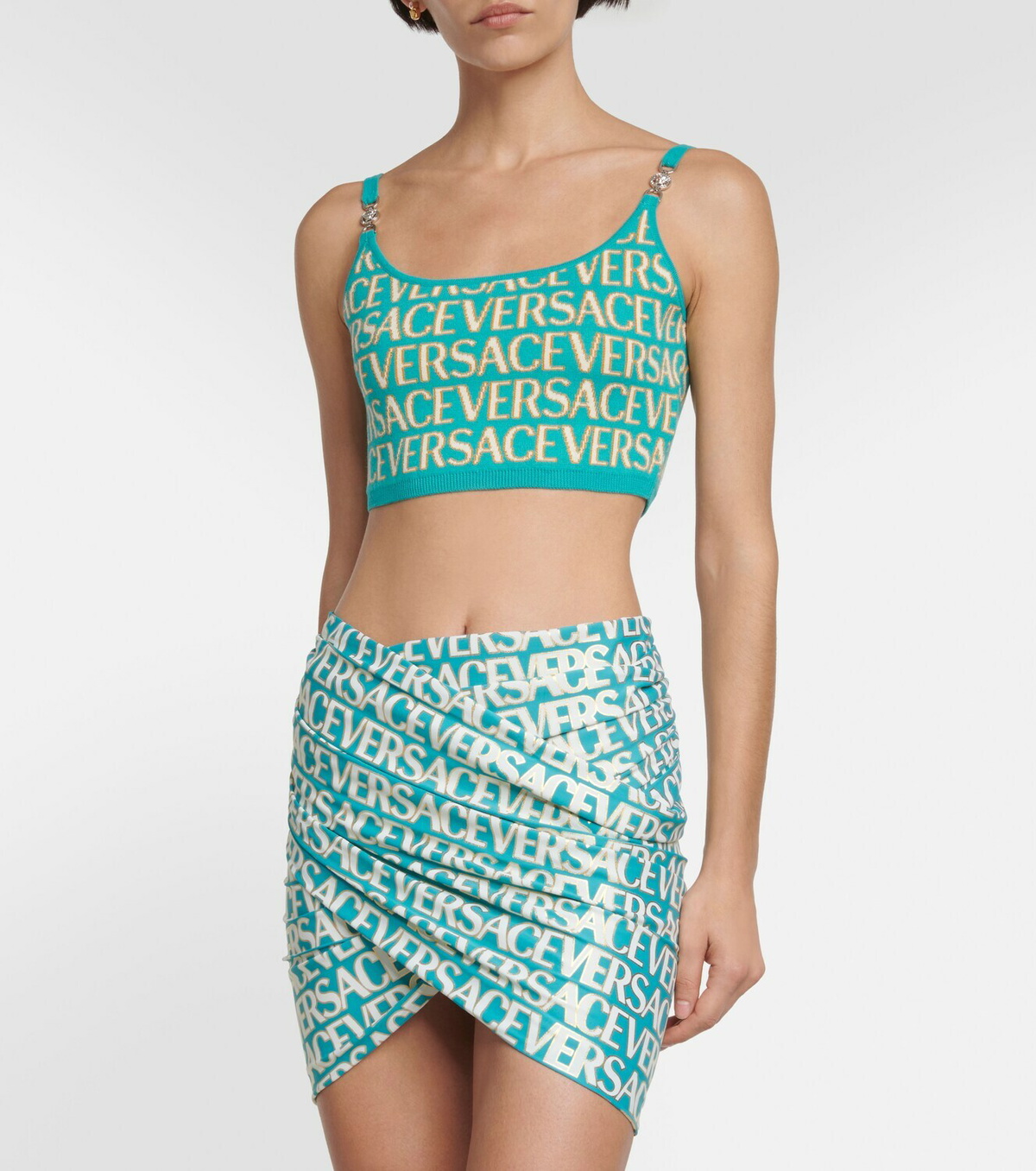スカート VERSACE MINI SKIRT WITH ALLOVER LOGO Versace VERSACE ALLOVER logo trim mini skirt | The Fashion