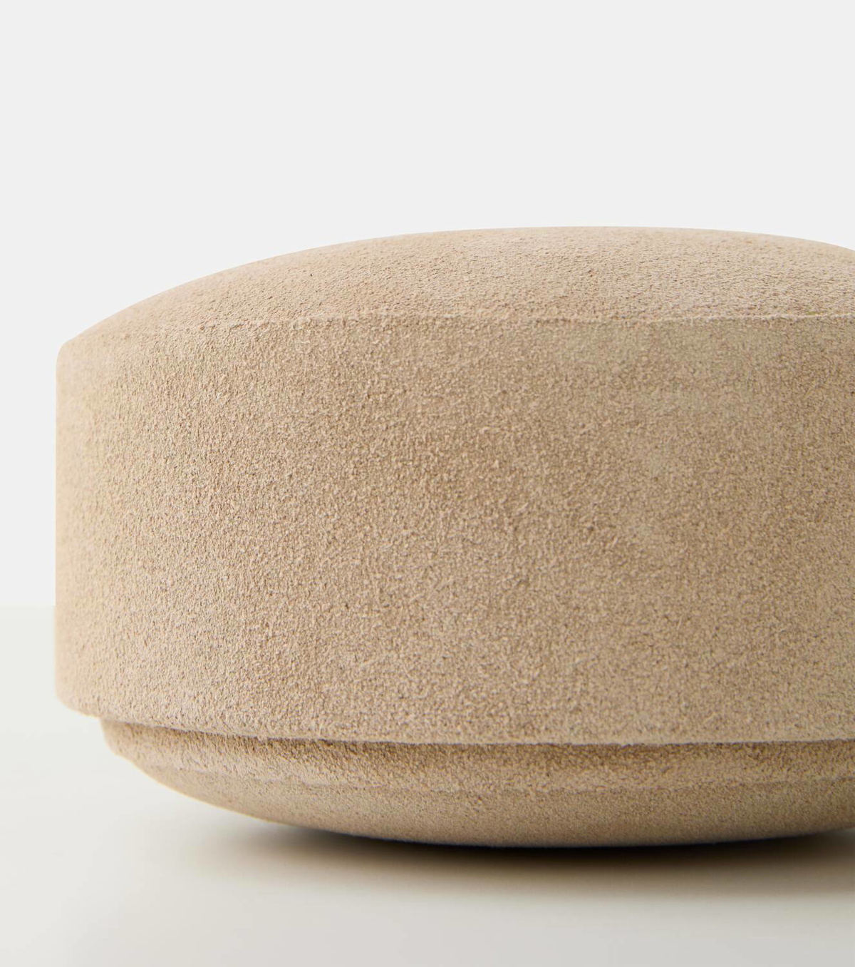 Michaël Verheyden Pastille suede and wooden box