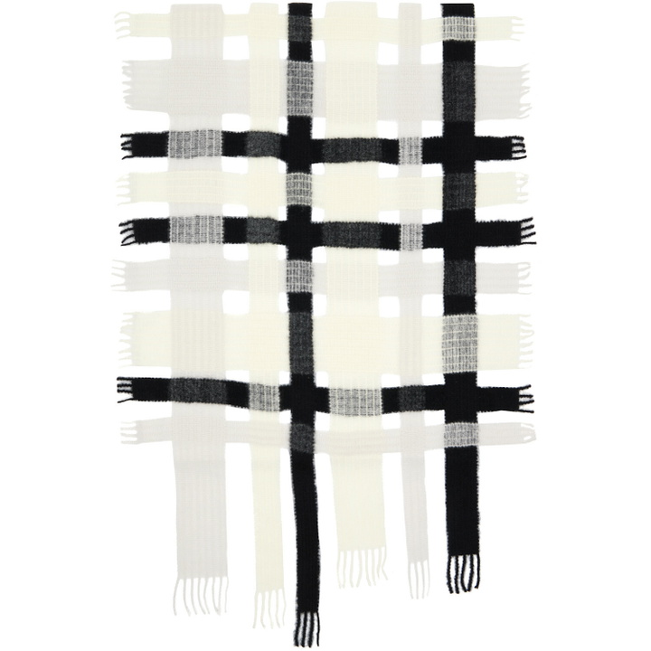 Photo: ISSEY MIYAKE Black & White Raschel Weave Stole Scarf