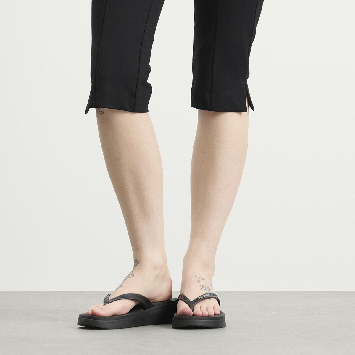 Havaianas Women's High Platform Flip Flops in Black
