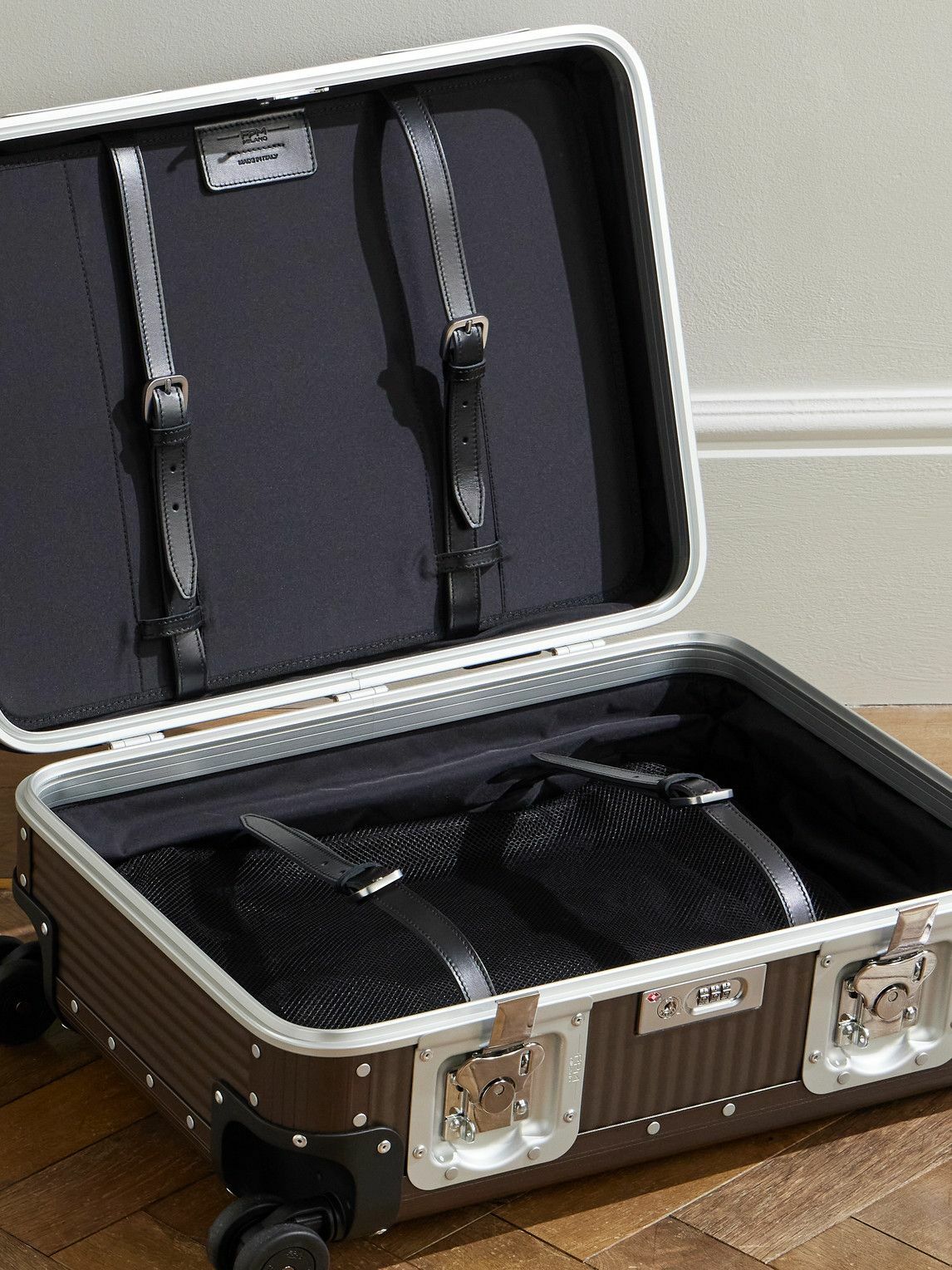 FPM Milano - Bank Spinner 55cm Rubber-Trimmed Aluminum Suitcase