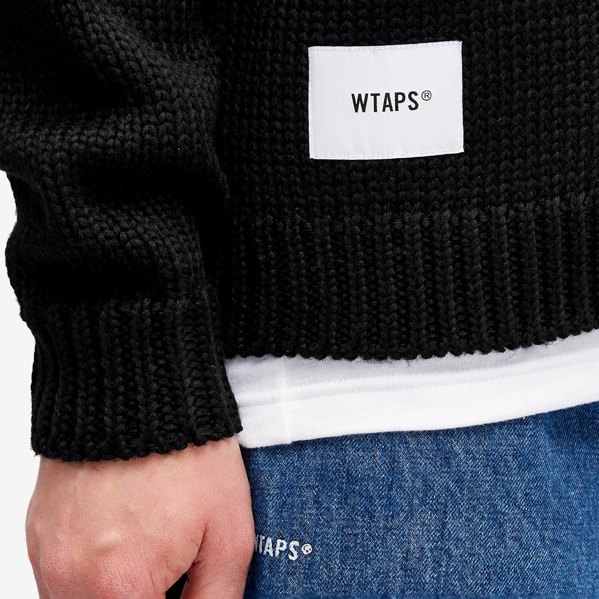 WTAPS ブラックニットセーター 骨デザイン WTAPS（ダブルタップス）ニット・セーター 黒 サイズ:04(XL位) メンズ