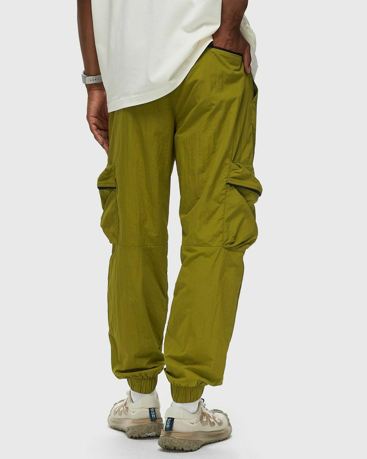 nike green cargo pants