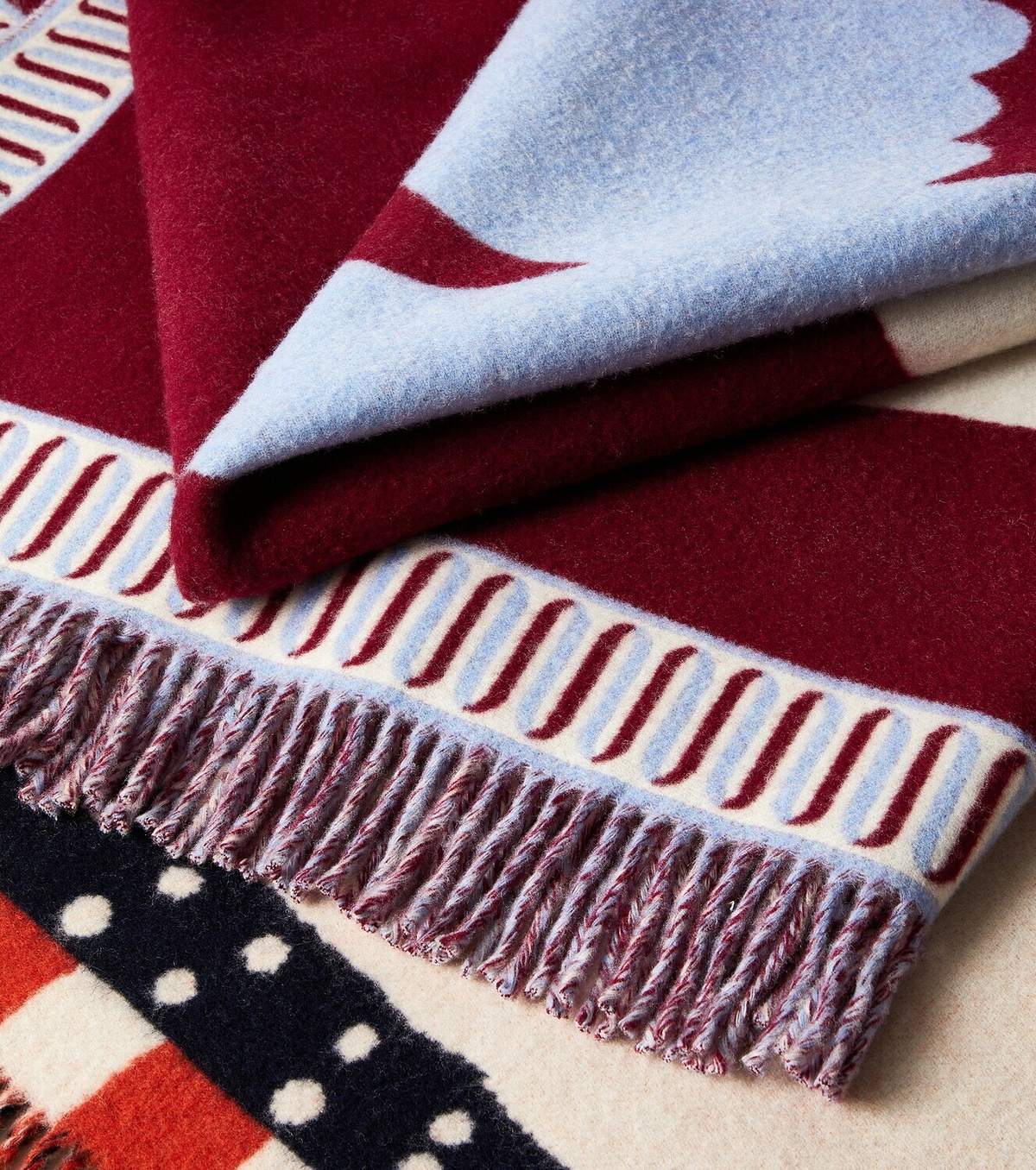 La DoubleJ Dove wool and cashmere blanket