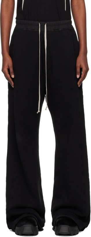 Photo: Rick Owens DRKSHDW Black Concordians Pusher Sweatpants