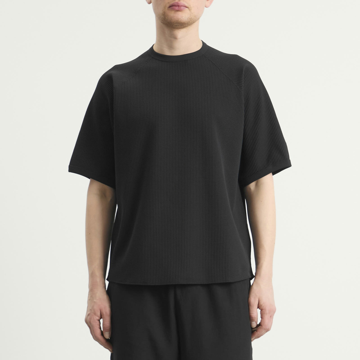Goldwin Men's Waffle Light T-Shirt in Black