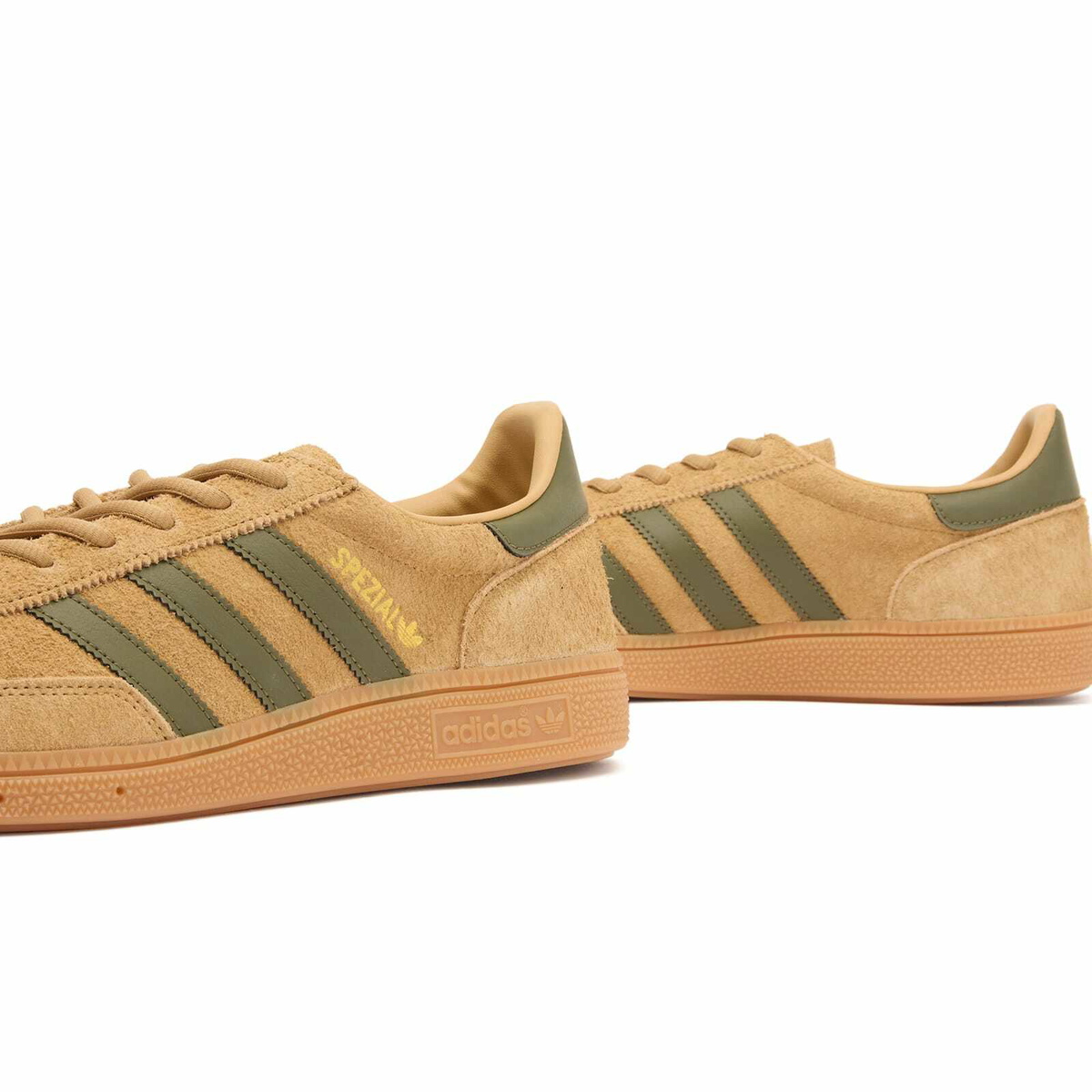 Adidas Handball Spezial Sneaker in Golden Beige/Focus Olive/Gum