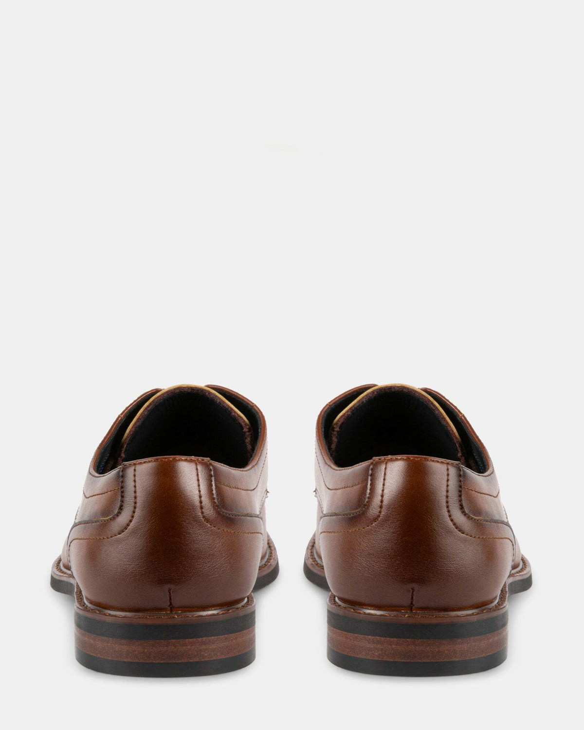 Steve Madden Edwards Dress Shoes in Cognac