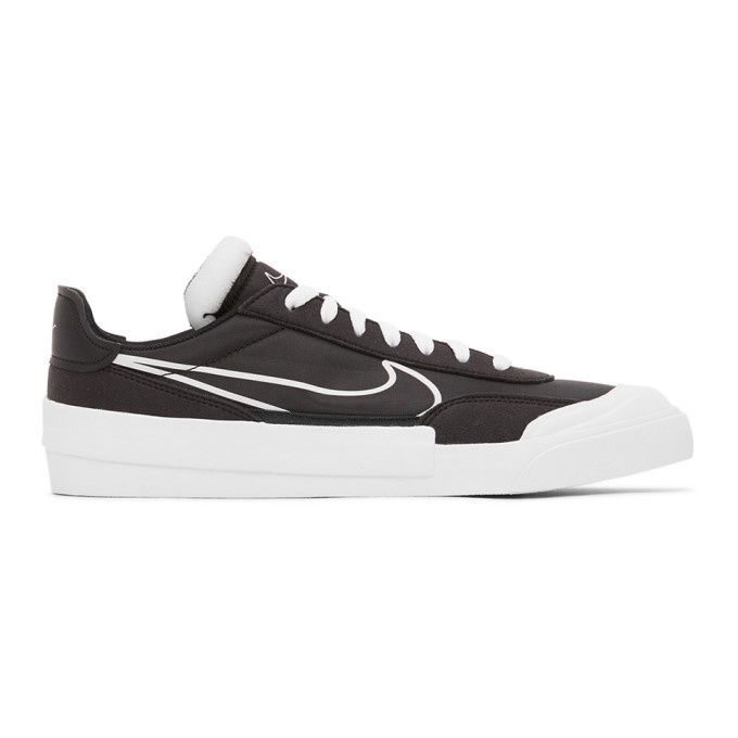 Photo: Nike Black and White Drop-Type Sneakers