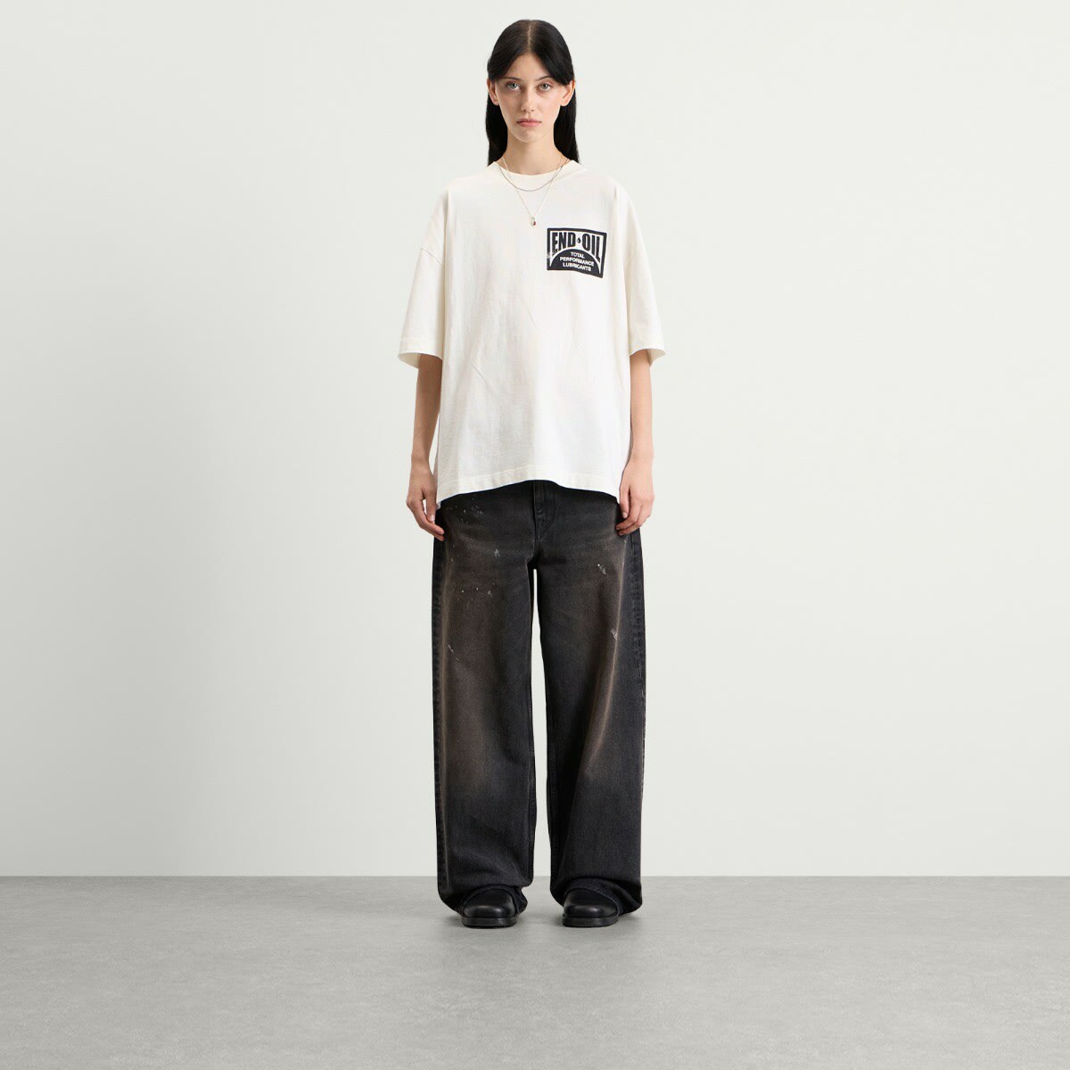 END. Oil T-Shirt in Ecru
