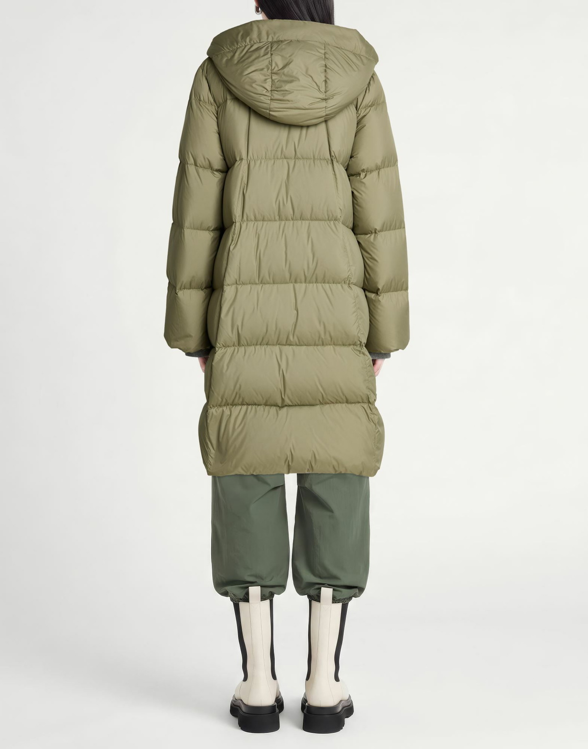 Peserico Womens Puffer Military in Green