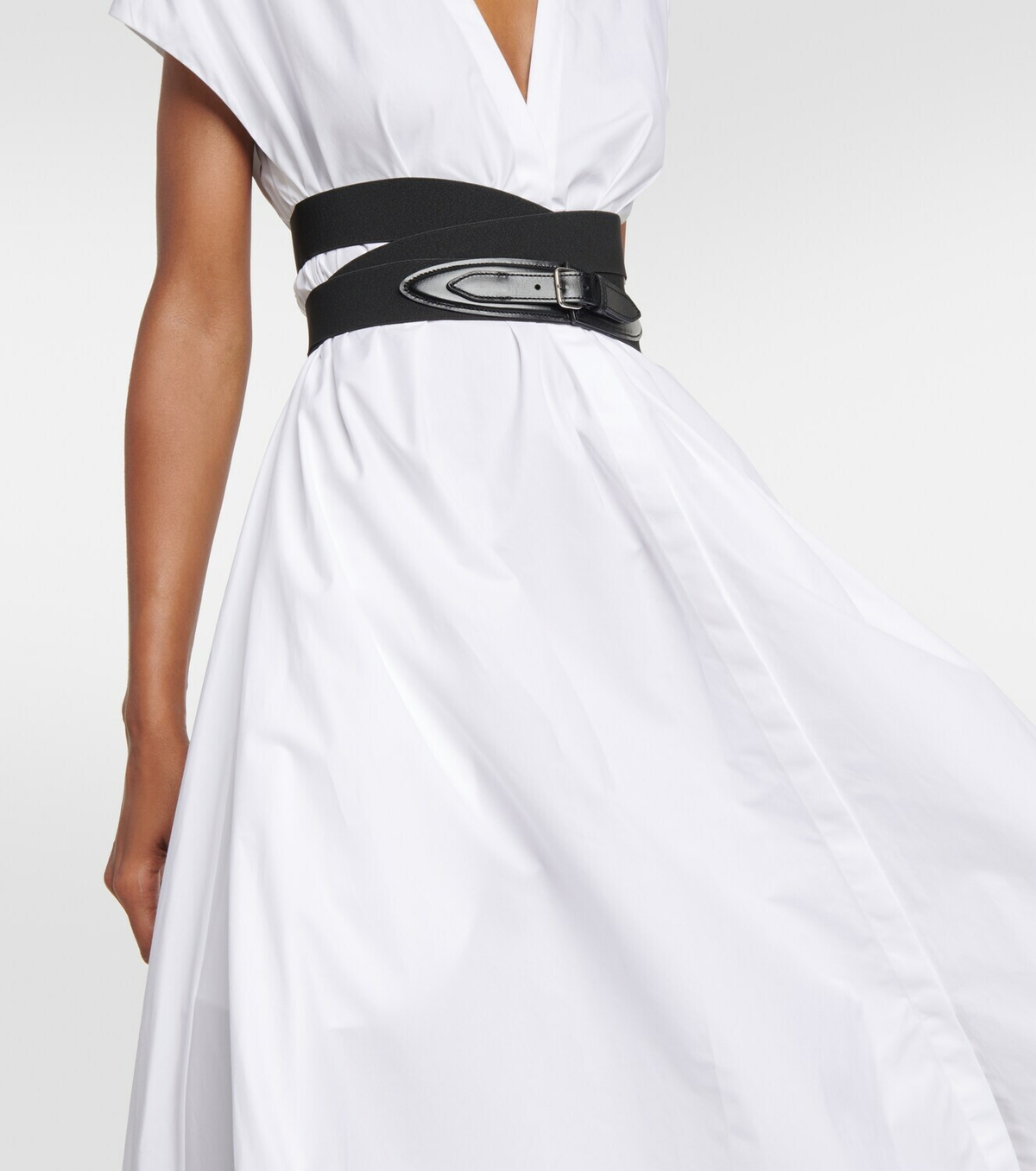 ALAIA＊BELTED MIDI JAPANESE POPLIN プリーツドレス＊送料込 ALAIA＊BELTED MIDI JAPANESE POPLIN プリーツドレス＊送料込
