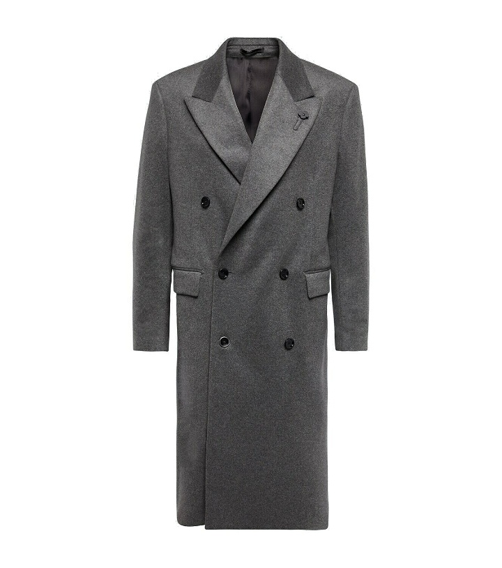 Photo: Lardini Double-breasted cashmere coat