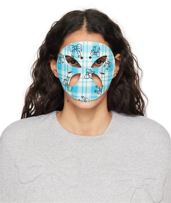 Photo: Ashley Williams Blue & Off-White Check Face Mask