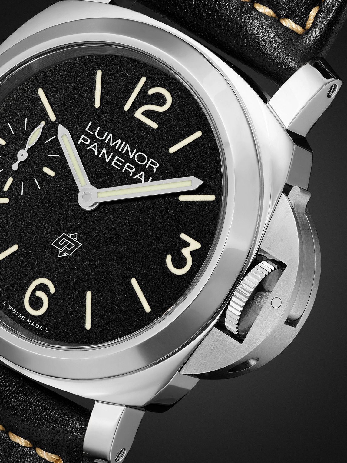 Panerai no outlet logo