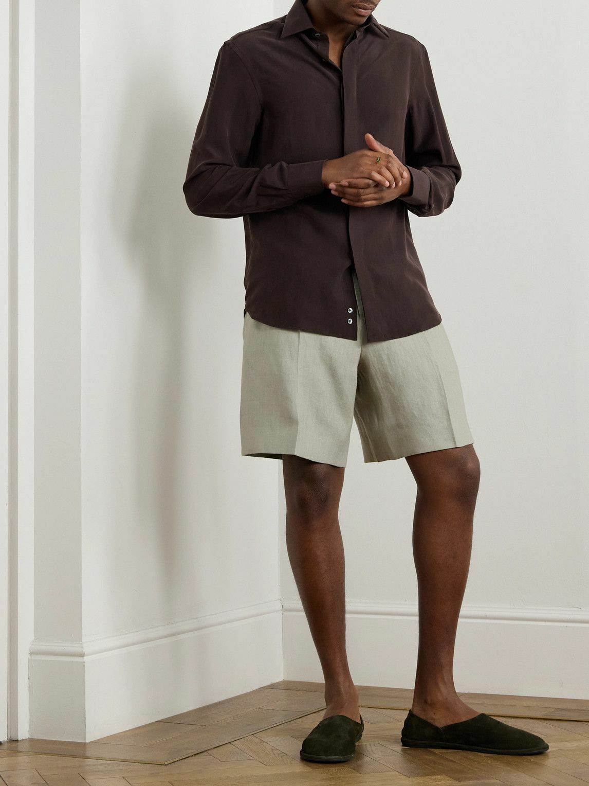 Lardini - Aramis Straight-Leg Pleated Linen-Twill Bermuda Shorts - Green