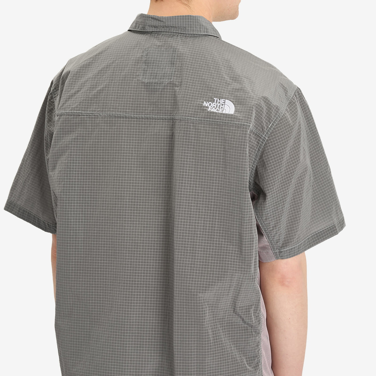 新品‼️NBHD 94 グレーM メッシュシャツ The North Face Men's Fabric Mix Short Sleeve Shirt in High Rise