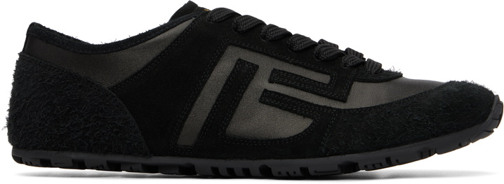 Photo: Balmain Black Racer 45 Sneakers