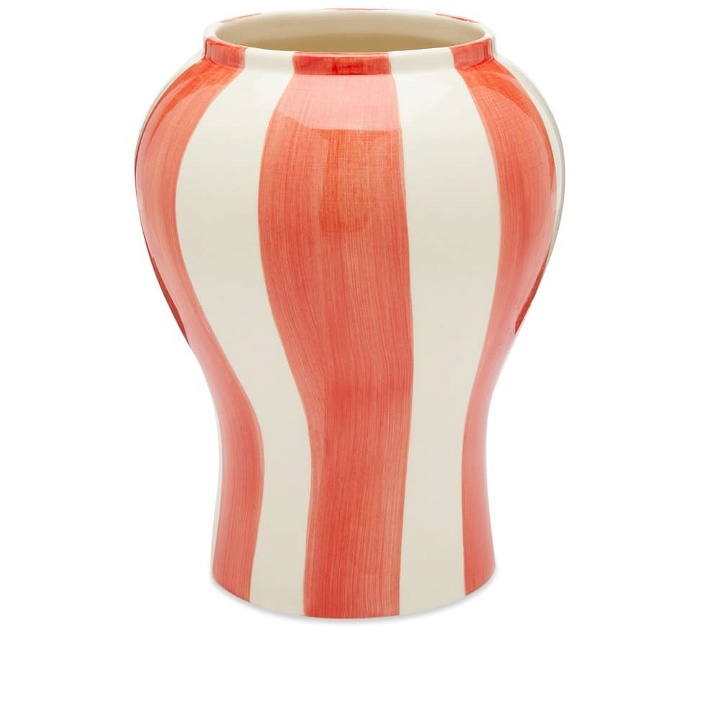 Photo: HAY Sobremesa Stripe Vase in Red