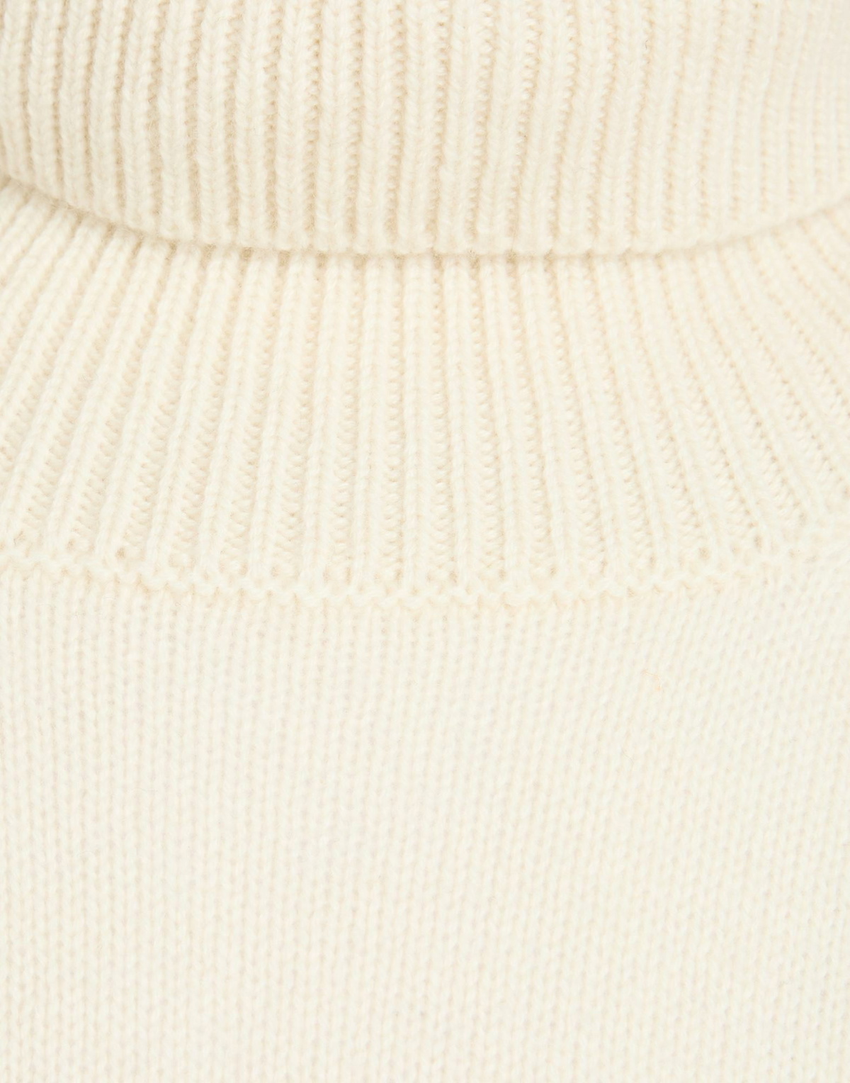 Annagreta Womens Turtleneck Cream