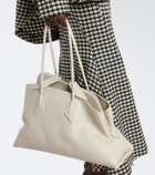 The Attico La Passeggiata Medium leather tote bag