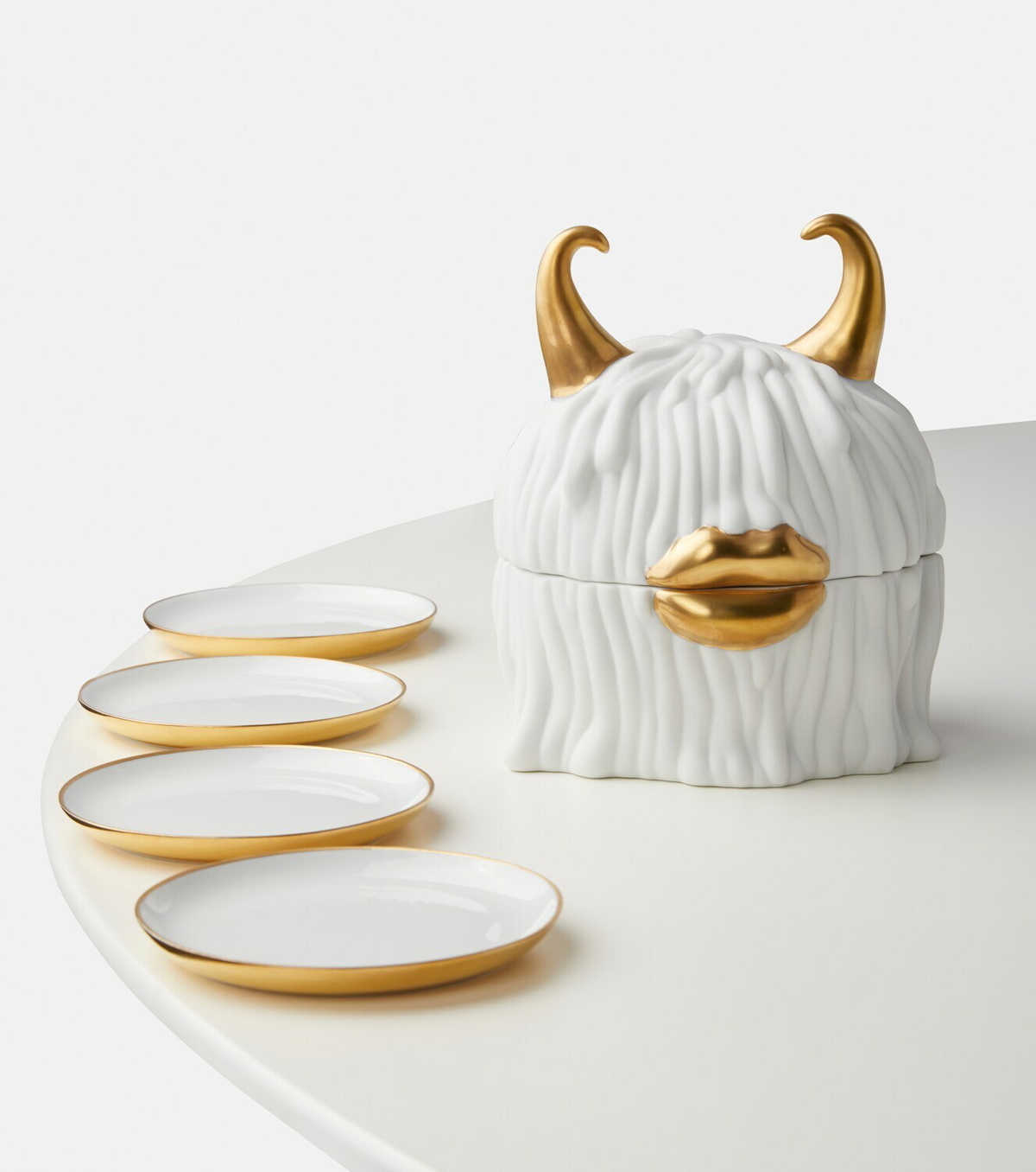L'Objet - Lynda box and set of 4 plates